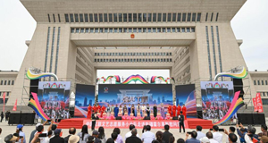 文艺演出到边陲