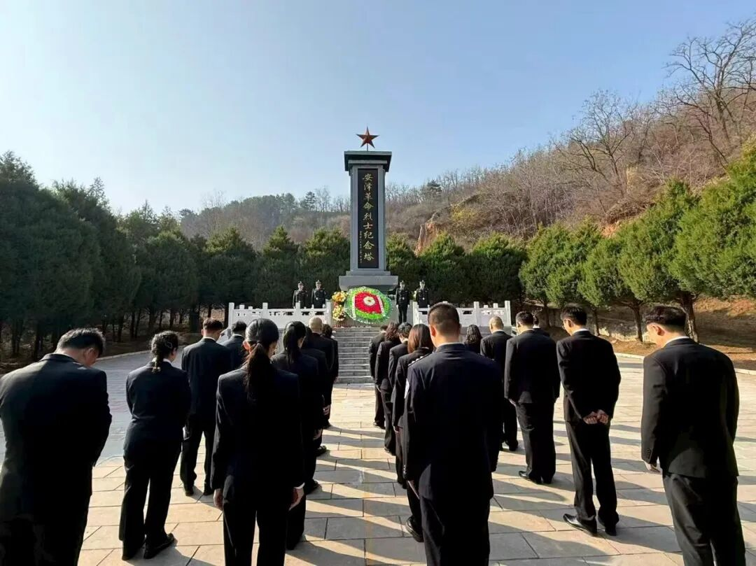 配图1