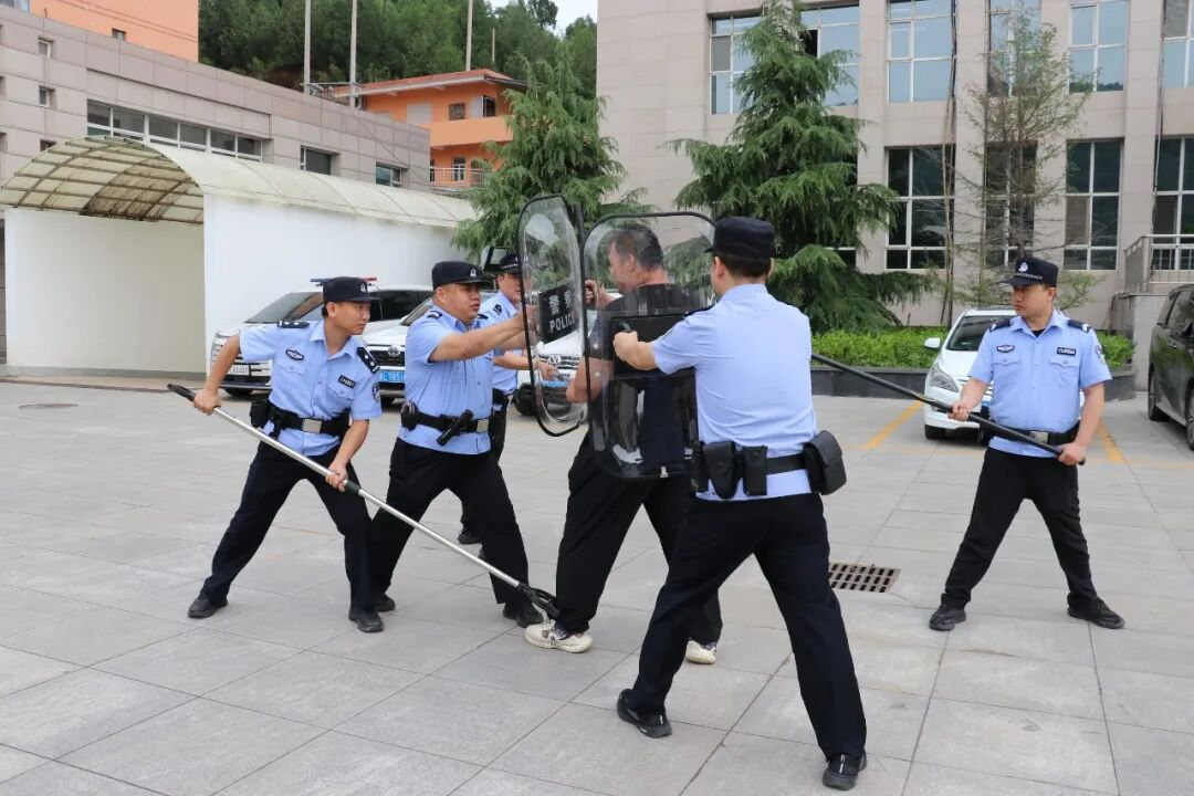 配图2