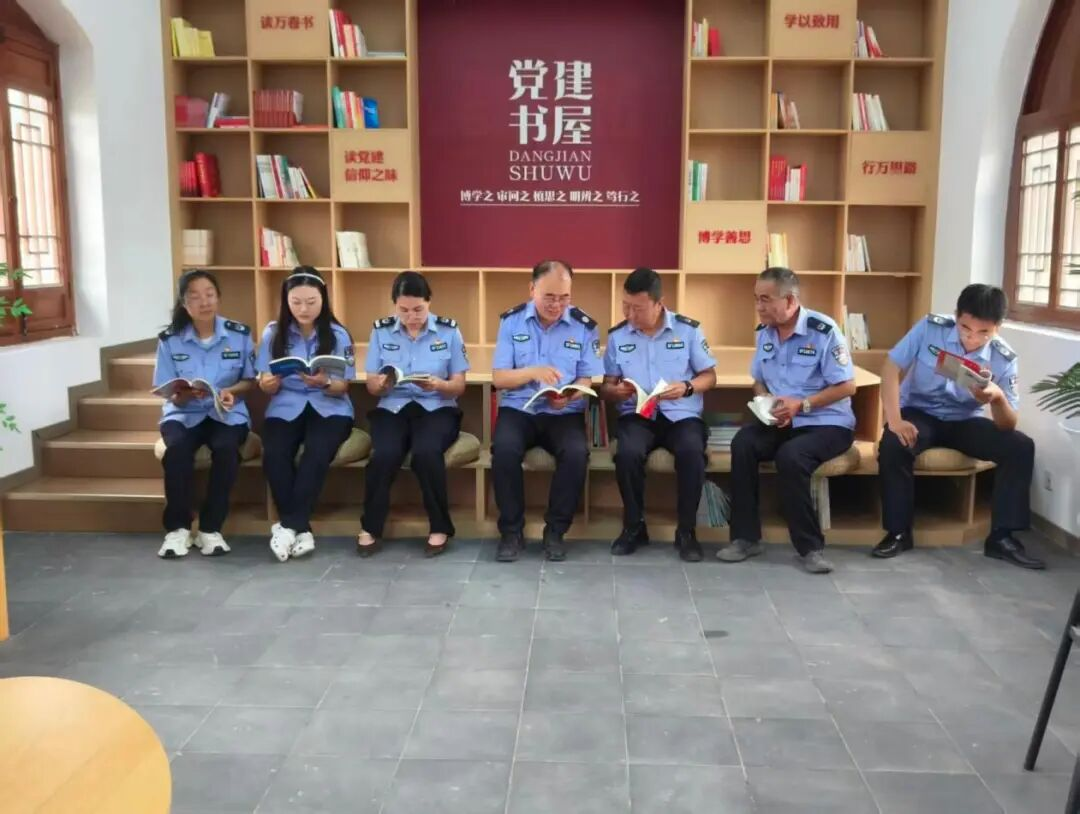 配图1
