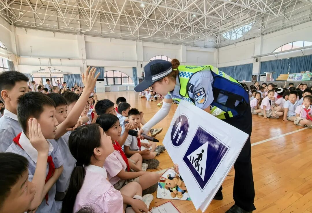 配图4