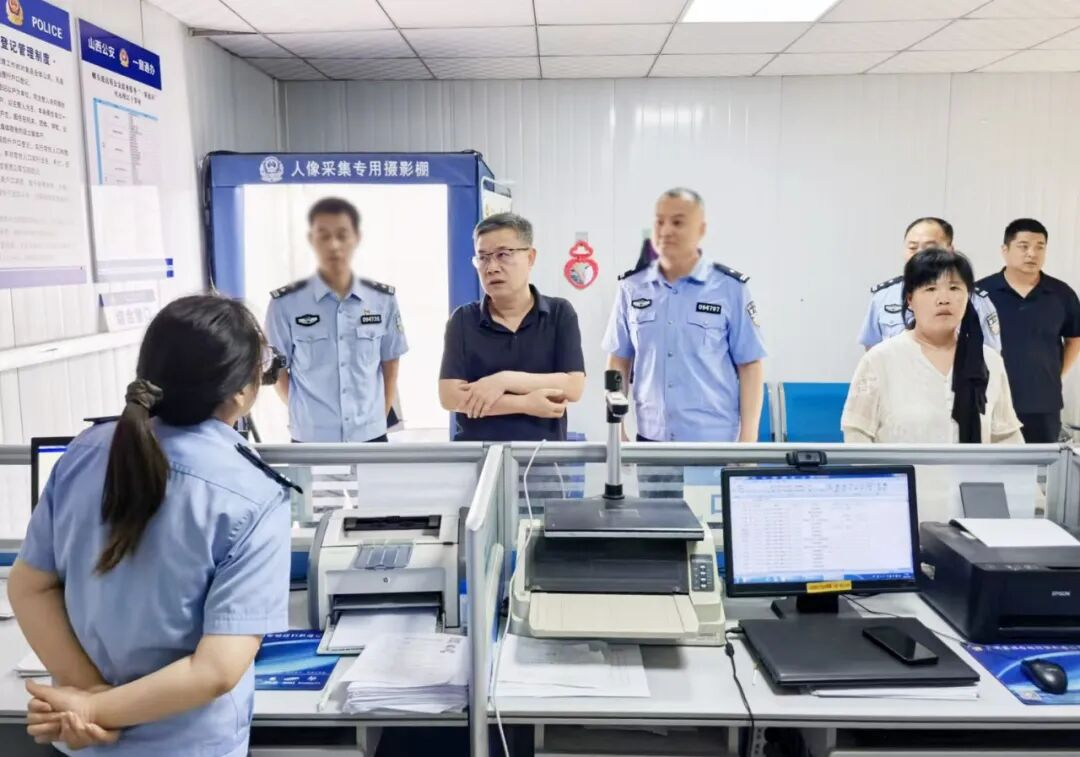 配图1