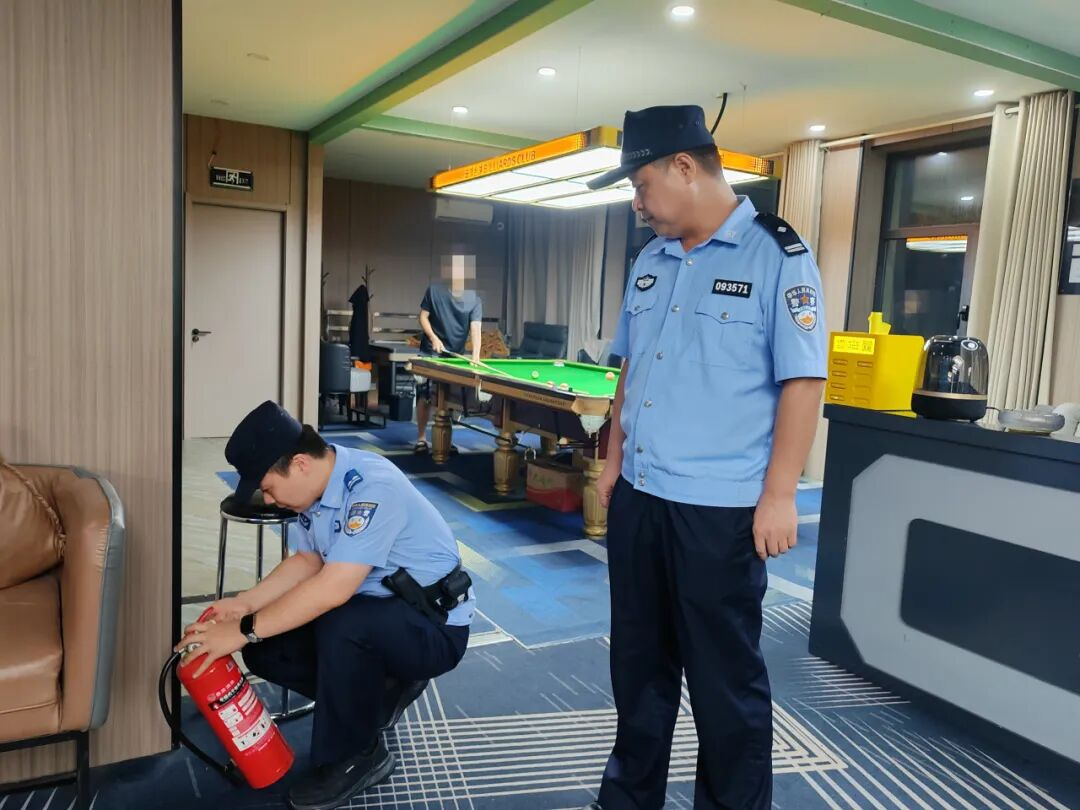 配图1